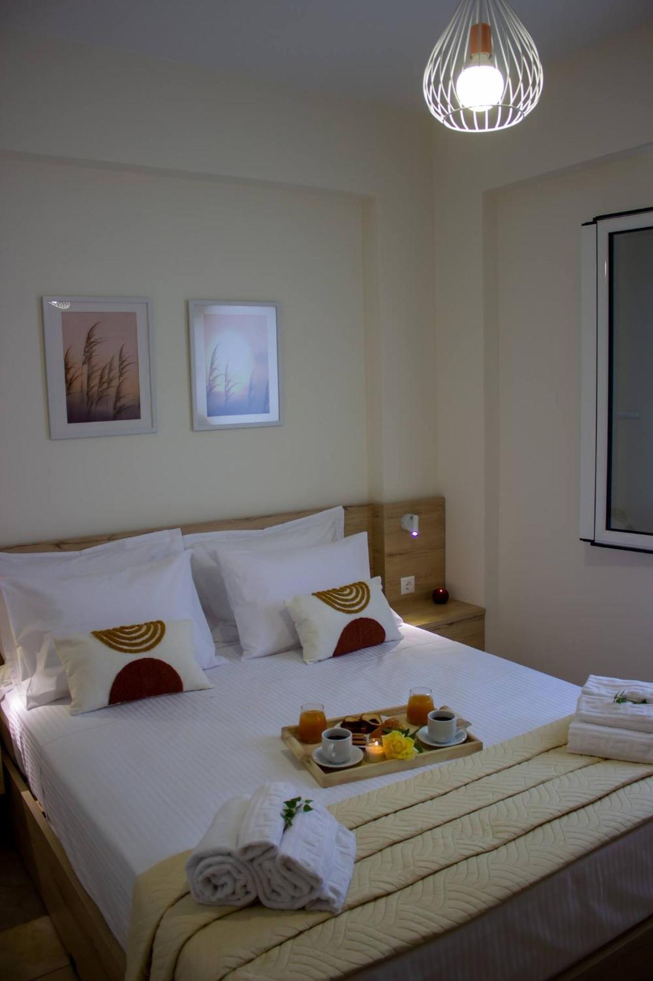 Maistro Suites With Pool, Matala Kültér fotó