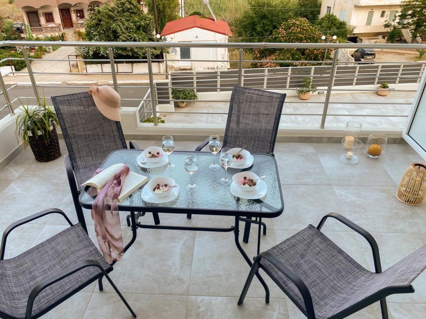 Maistro Suites With Pool, Matala Kültér fotó