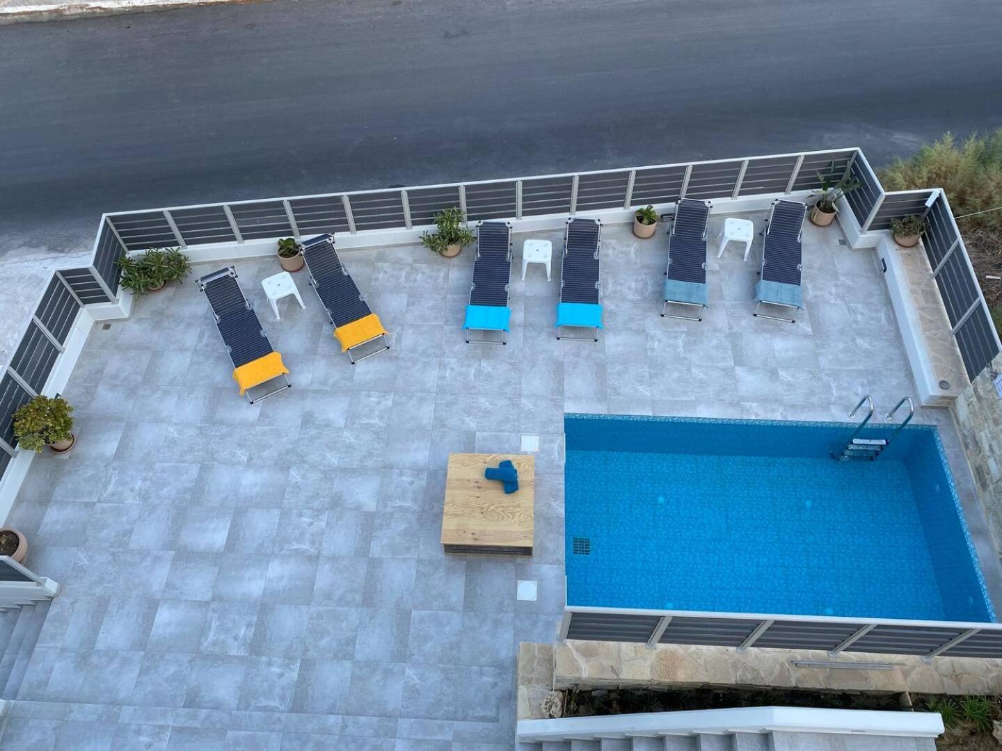 Maistro Suites With Pool, Matala Kültér fotó