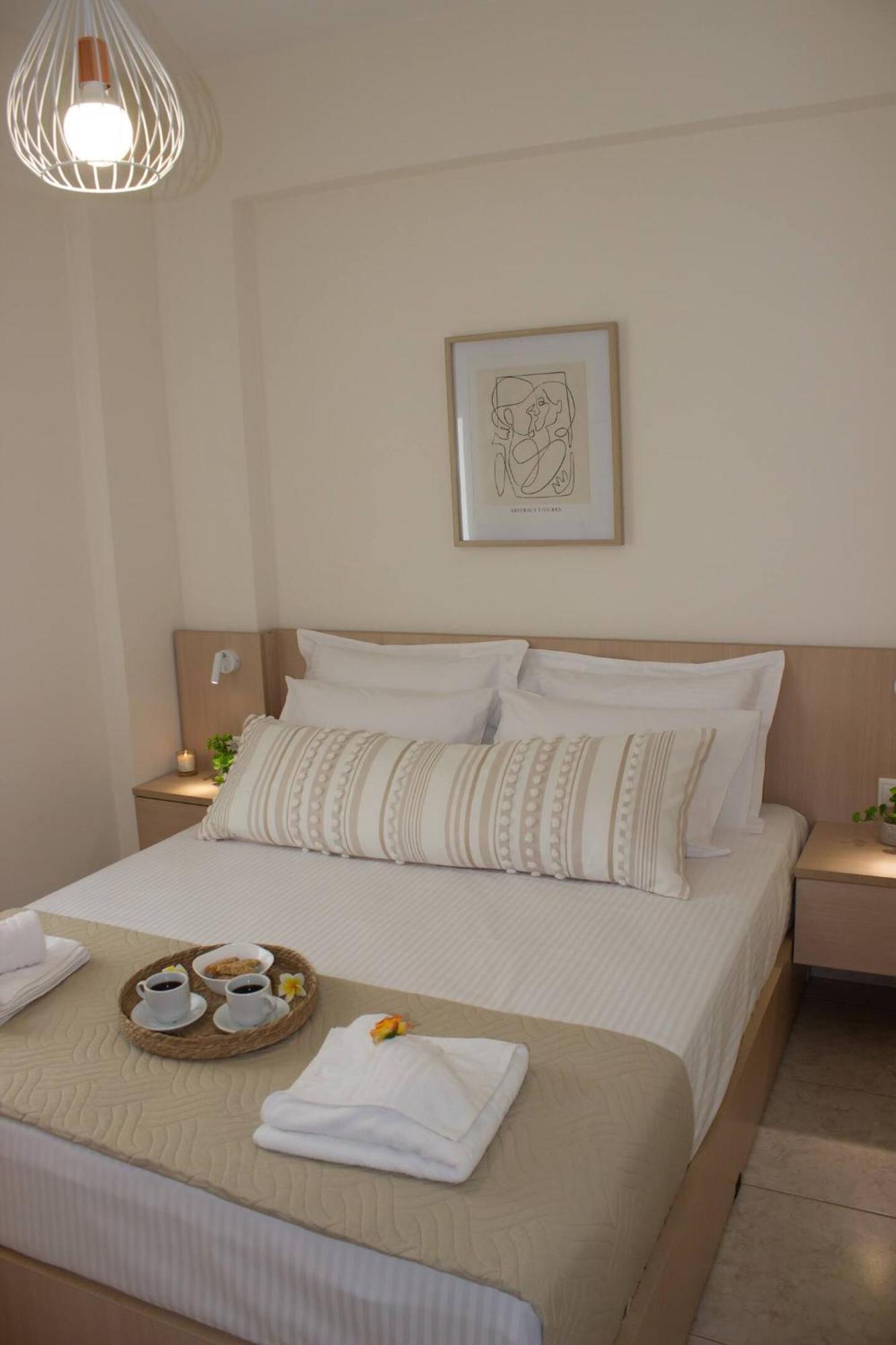 Maistro Suites With Pool, Matala Kültér fotó