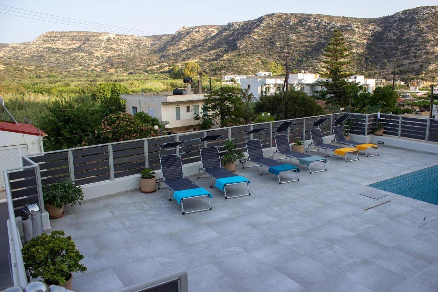 Maistro Suites With Pool, Matala Kültér fotó